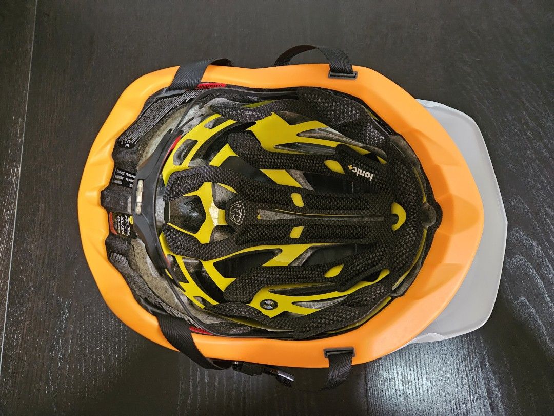 Troy Lee Designs A2 MIPS Helmet, Sports Equipment, Bicycles & Parts