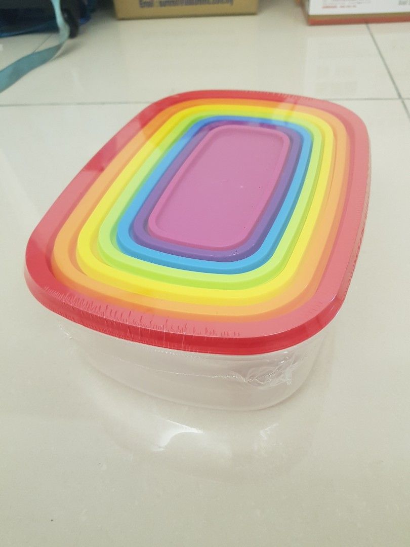 Tupperware modular (Category: Bathroom & Kitchen Fixtures) located in Kuala Lumpur. Submitted by lawrencelim360 (Listing ID 1248725465, Image 1). Description: new colourful tupperware 7sizes biggest 19cm x 27cm.