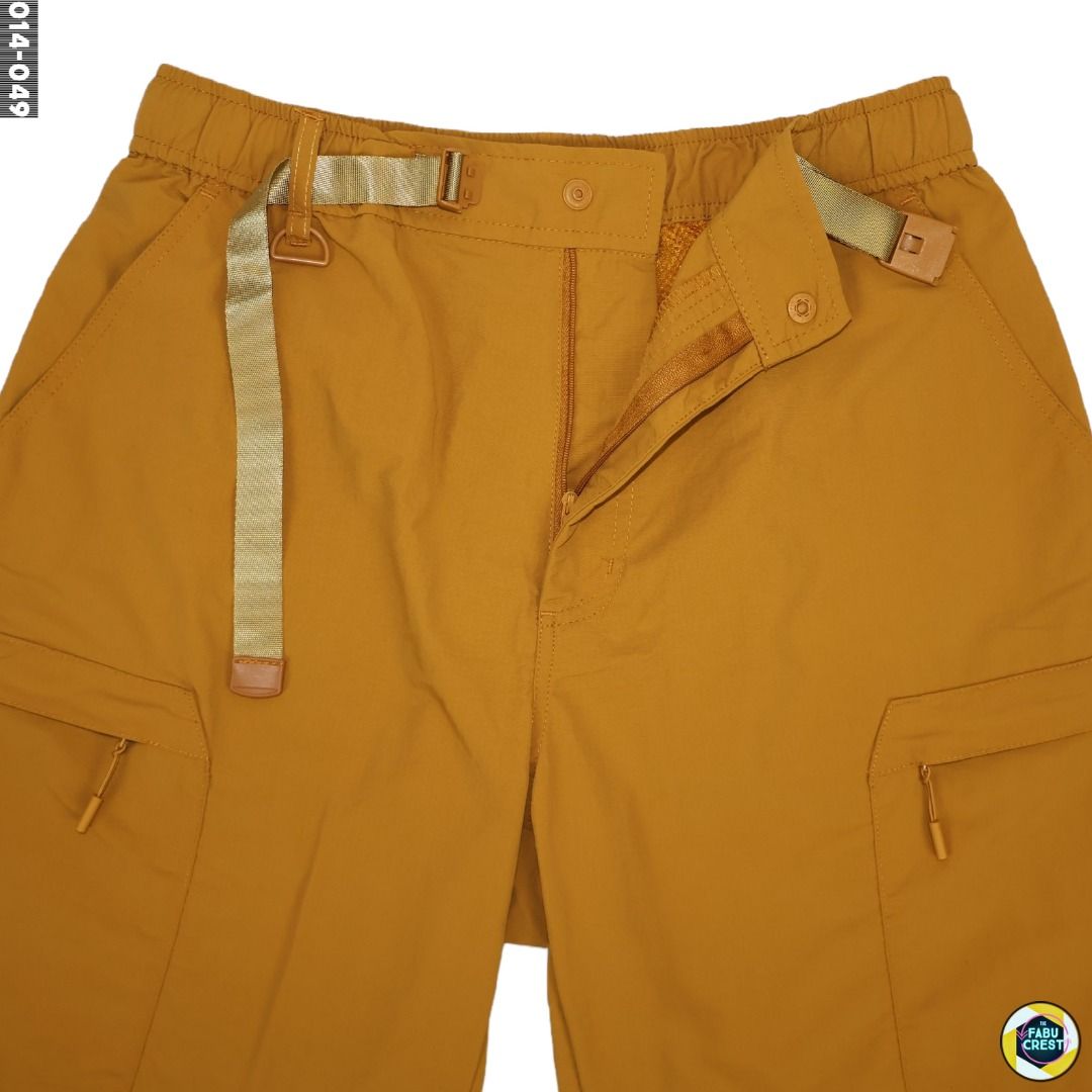 UNIQLO NYLON UTILITY GEARED SHORTS on Carousell