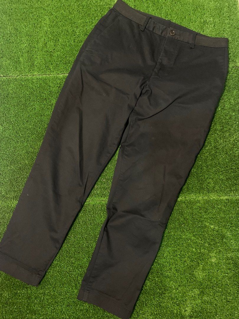 Uniqlo Pants, Men's Fashion, Bottoms, Chinos on Carousell