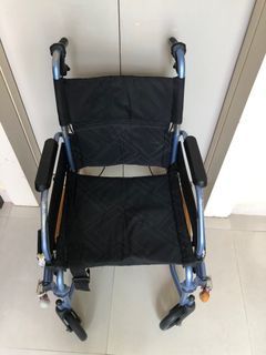 (USED) Foldable Super lightweight Pushchair