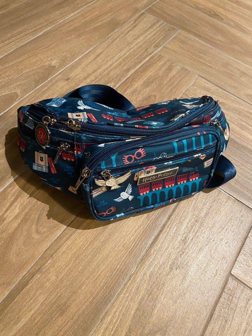Jujube harry hotsell potter fanny pack