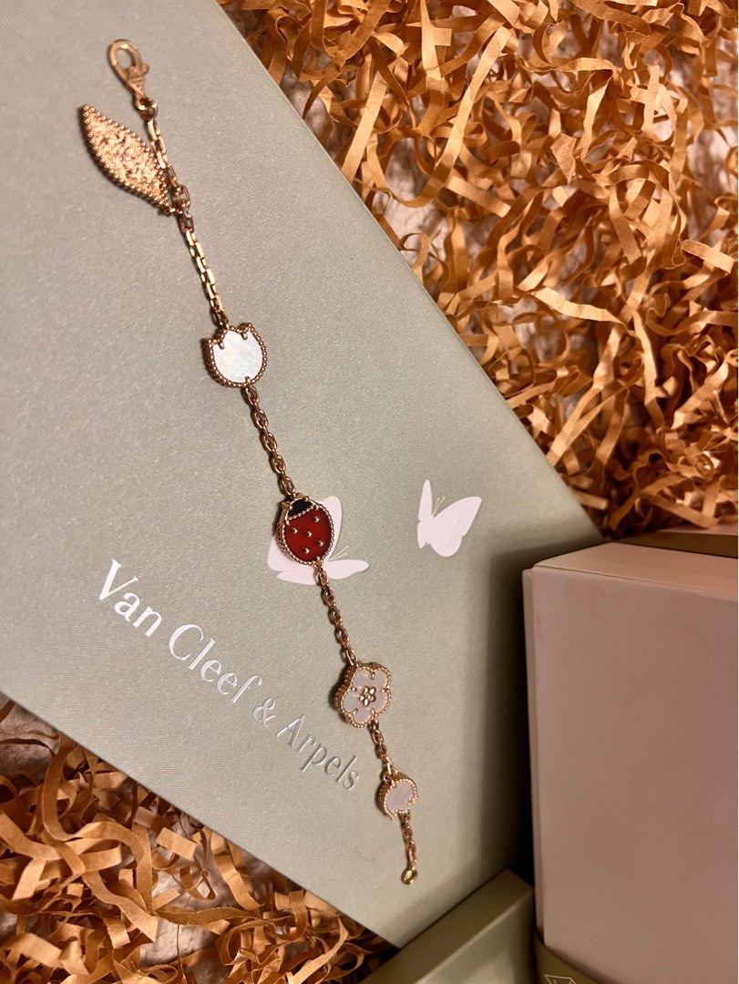 Van cleef top arpels lucky bracelet