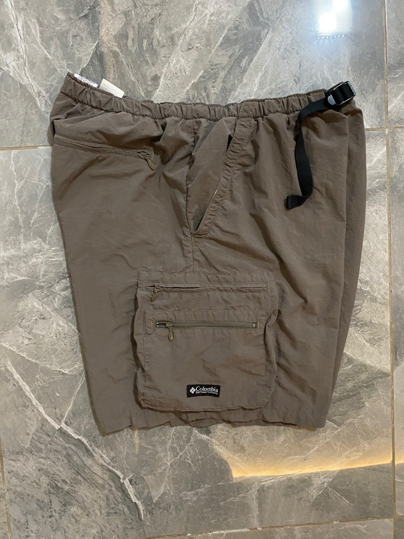Vintage Columbia Hiking Shorts on Carousell