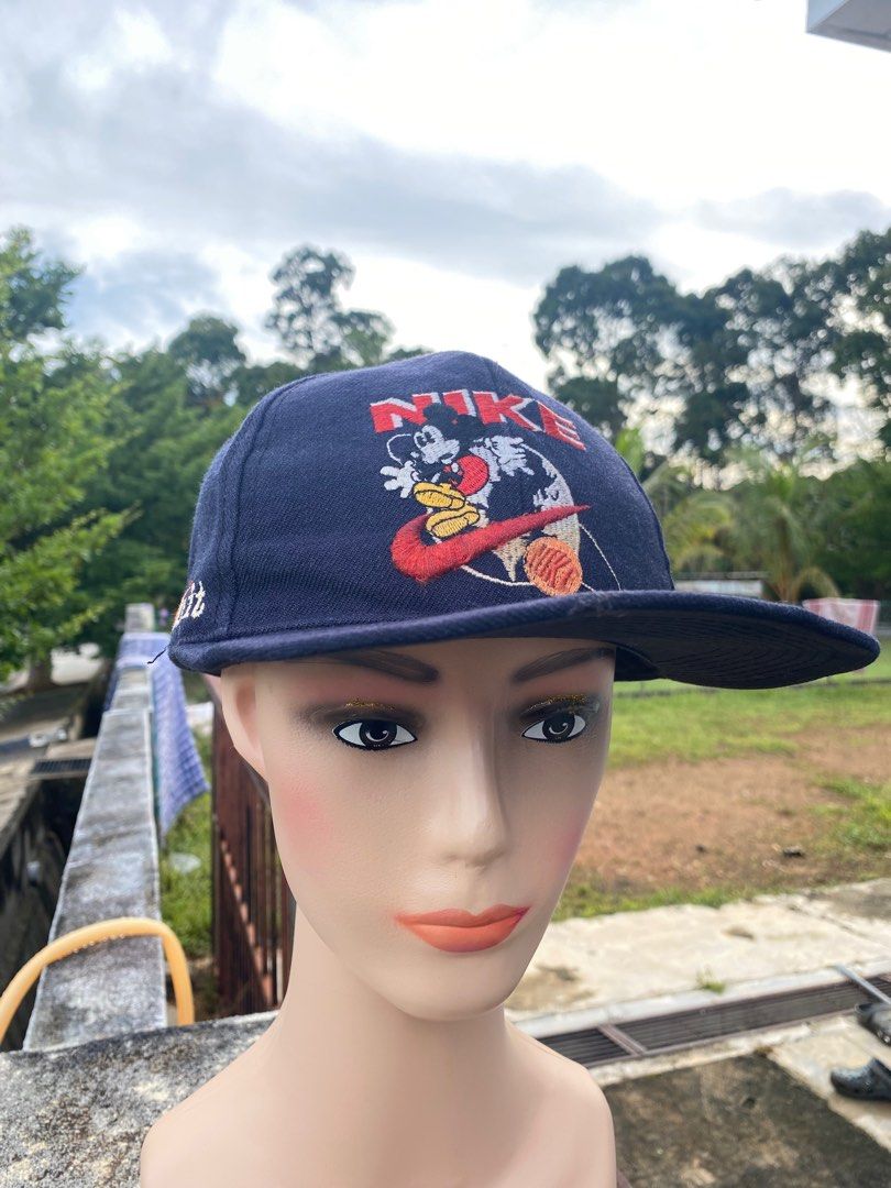 Nike best sale mickey hat