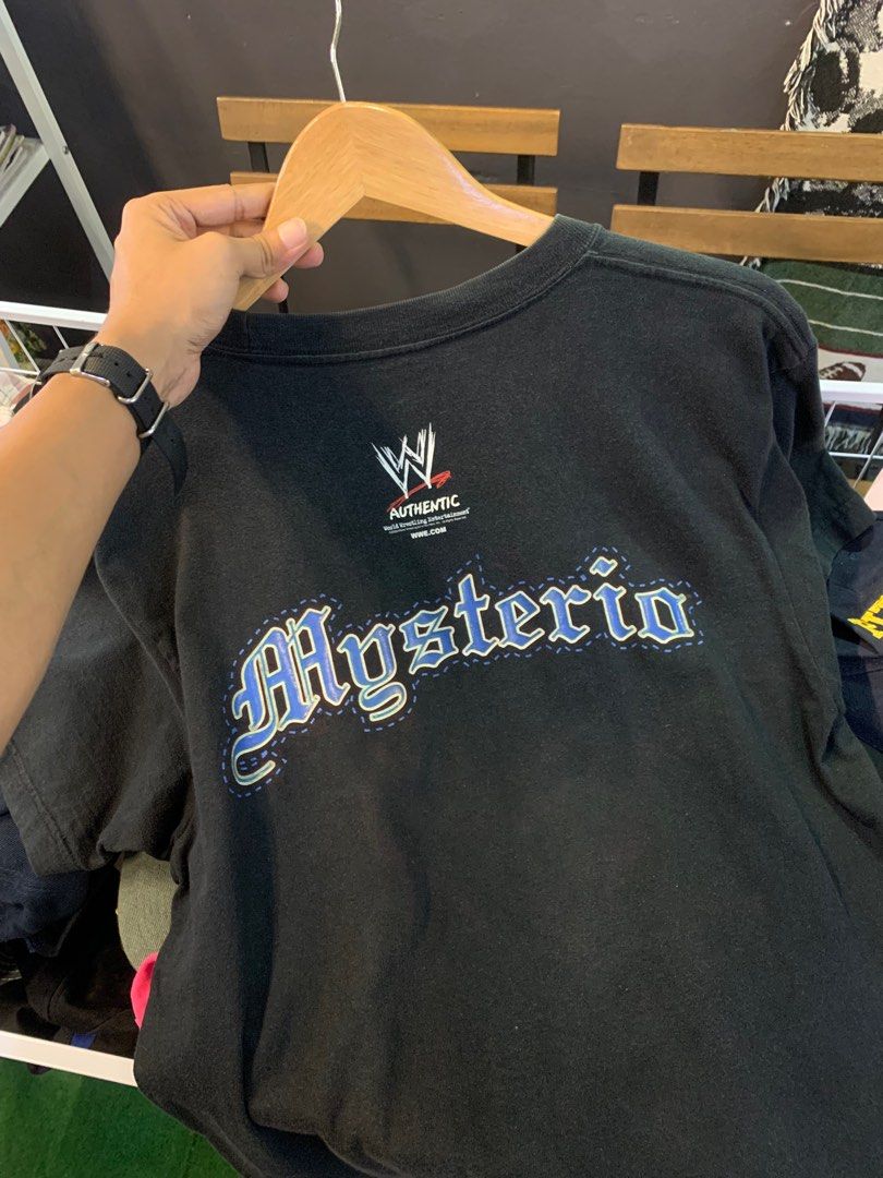 vintage WWE Mysterio, Men's Fashion, Tops & Sets, Tshirts & Polo Shirts
