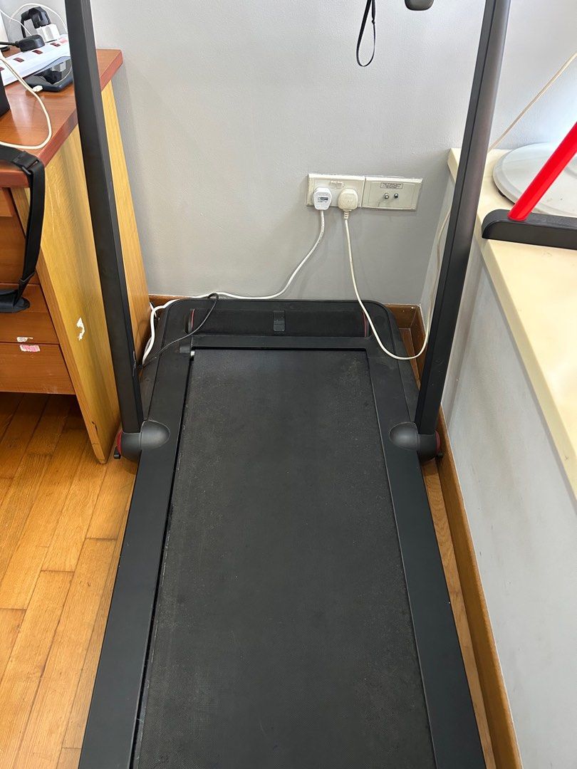 Walkpad, Sports Equipment, Exercise & Fitness, Cardio & Fitness ...