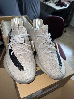 Yeezy 350 black singapore 2025