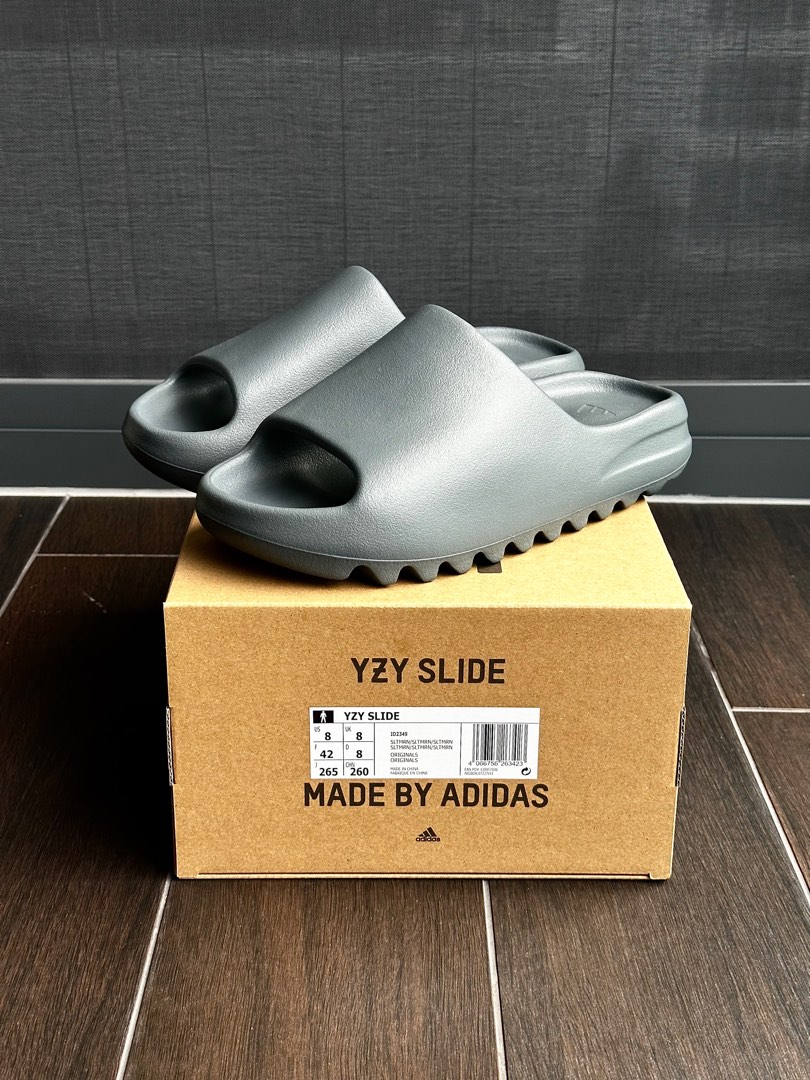 Yeezy Slide Slate Marine (UK 8)