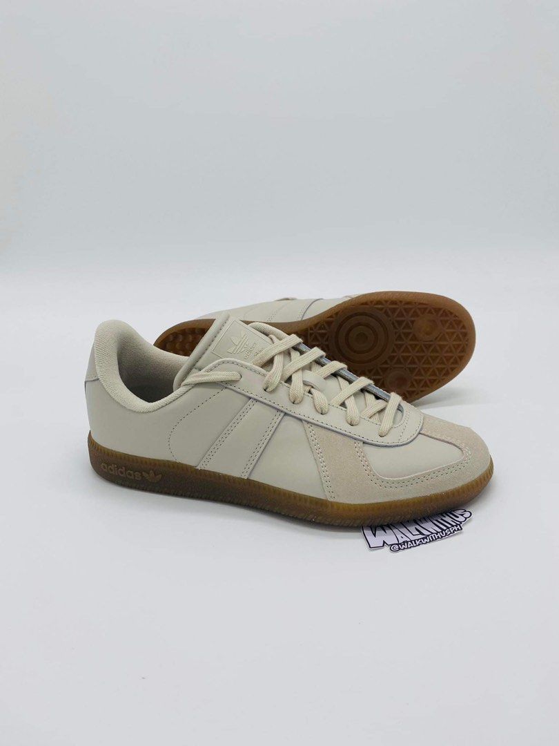 Adidas bw army beige top