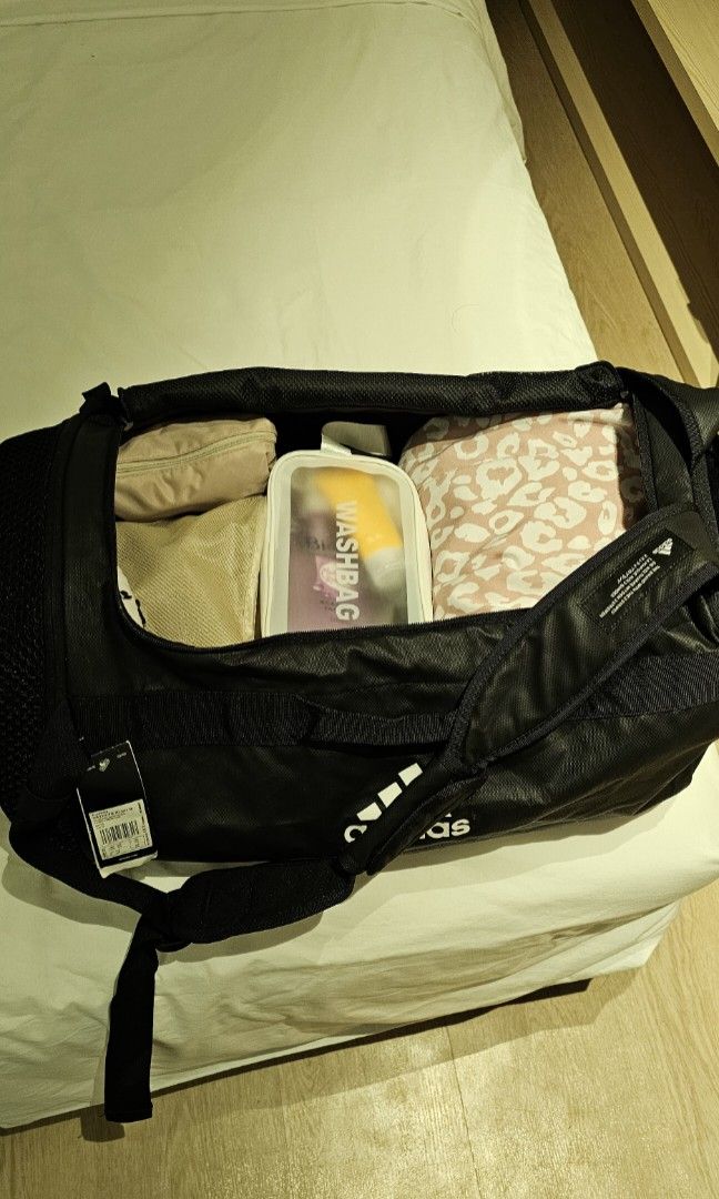 Adidas grip shop bag