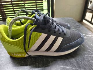 Adidas neo v online racer tm shoes