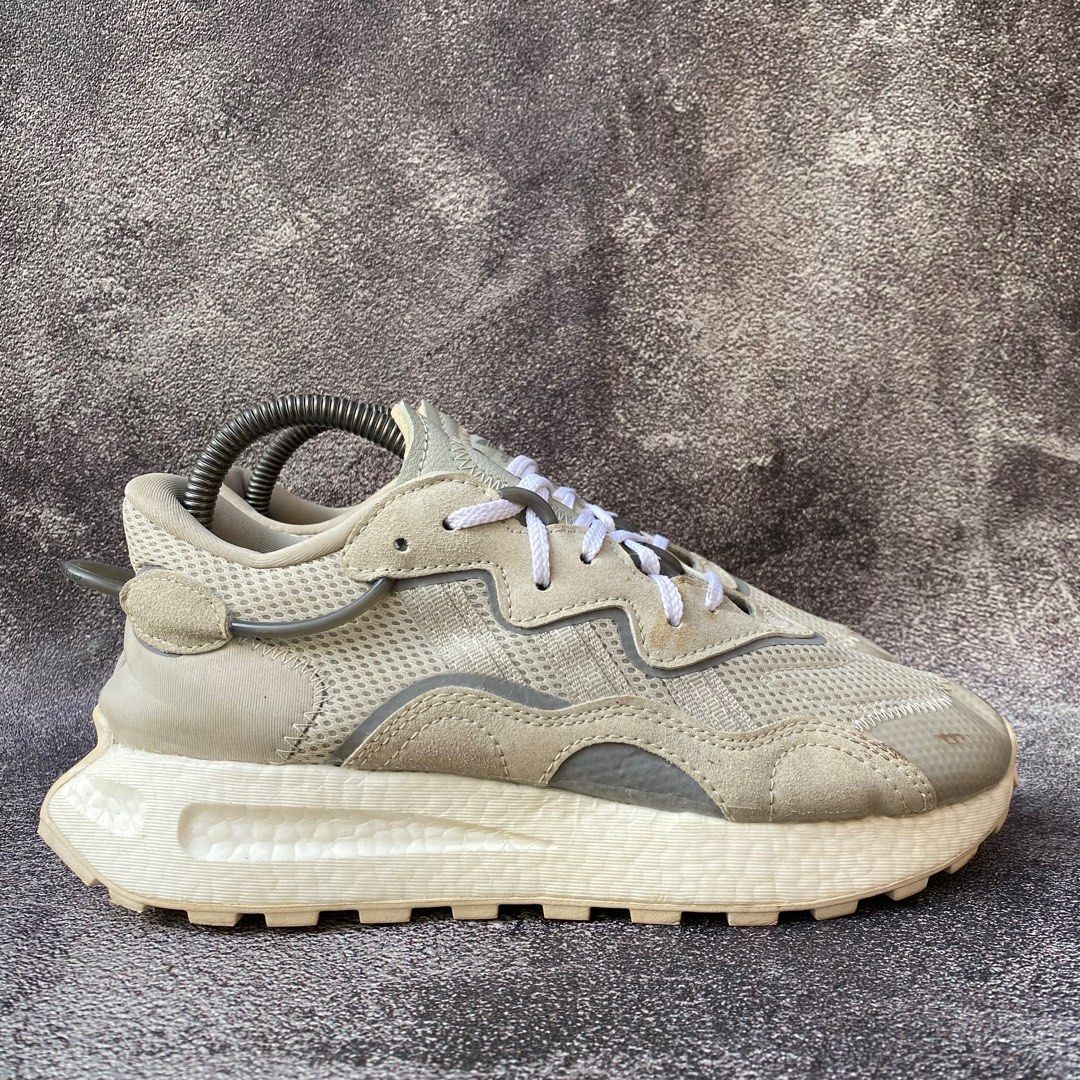 Ozweego 96 Adidas Ozweego, Fesyen Pria, Sepatu Sneakers Di Carousell