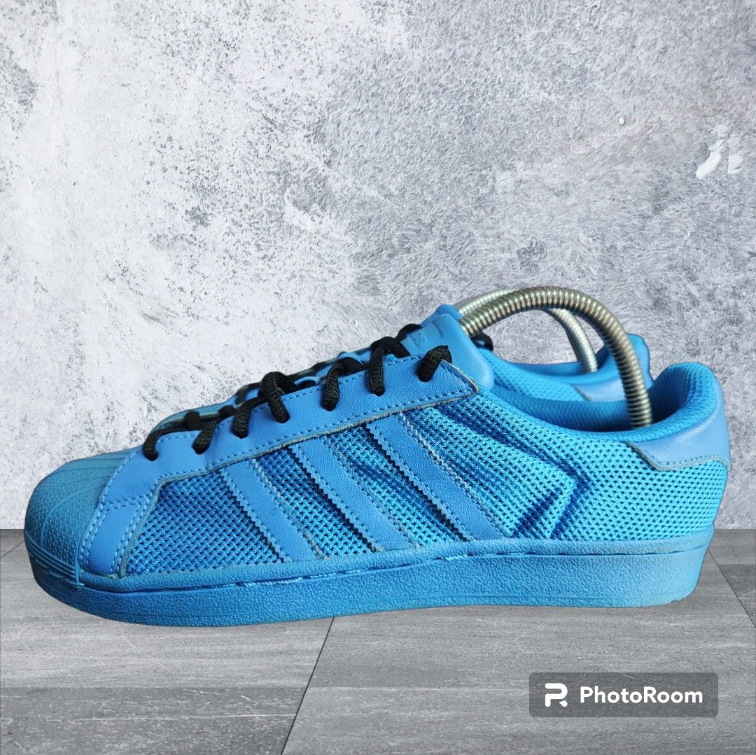 Adidas pharrell williams superstar, Men's Fashion, Footwear, Sneakers on  Carousell