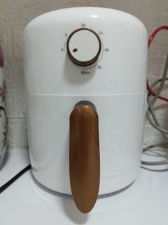 (Category: ) located in . Submitted by quencj (Listing ID 1248899621, Image 1). Description: .