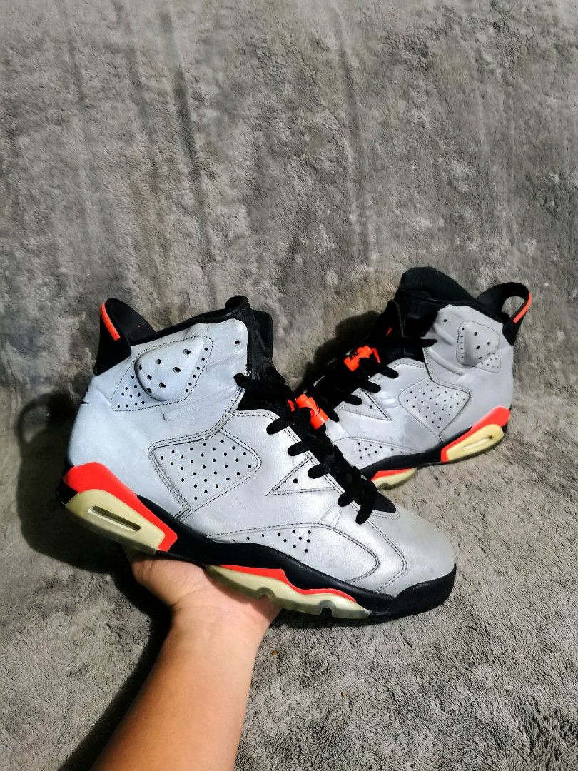 AIR JORDAN 6 RETRO