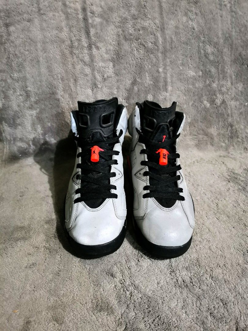 AIR JORDAN 6 RETRO