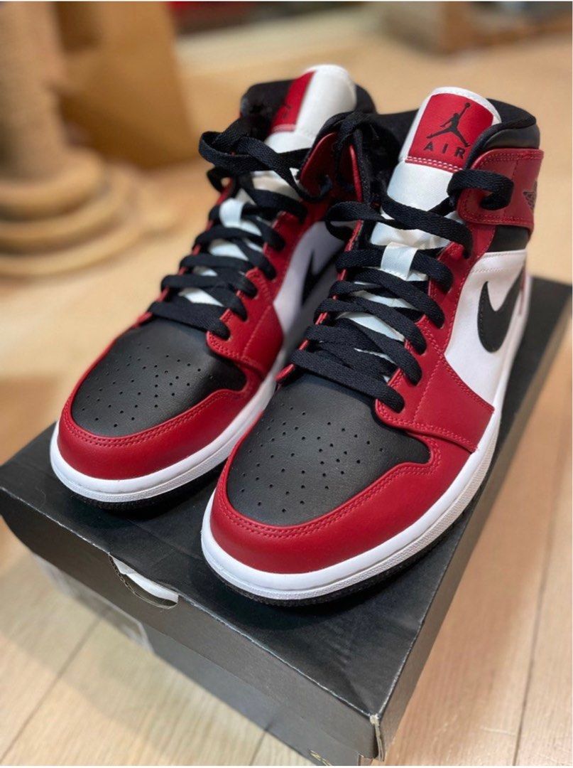 AJ1 Air Jordan 1 Mid Chicago Toe Carousell