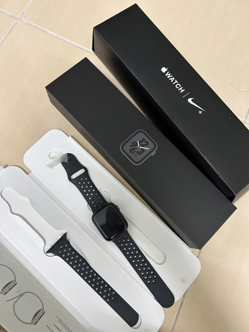 Apple Watch series 4 Nike 44mm Men s Fashion Watches
