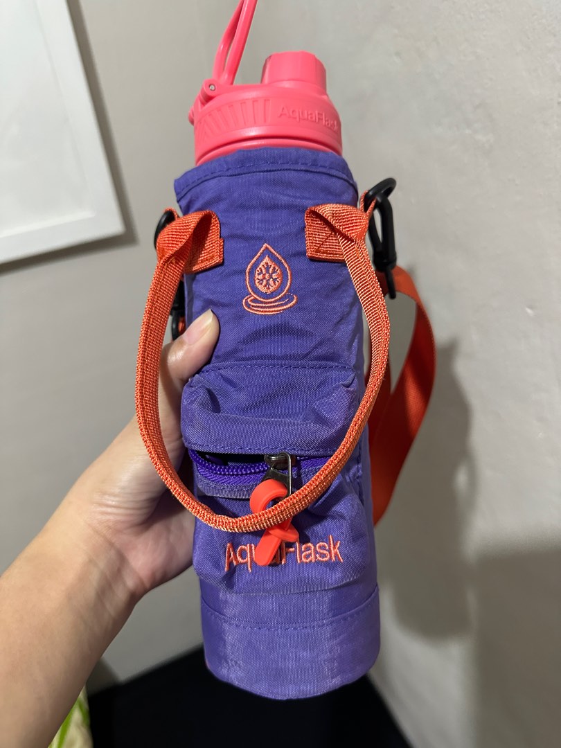 AQUA FLASK WITH BAG 22OZ on Carousell