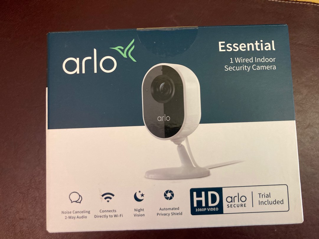  Arlo Essential Indoor Camera - 1080p Video with Privacy  Shield, Plug-in, Night Vision, 2-Way Audio, Siren, Direct to WiFi No Hub  Needed, Surveillance Security, White - VMC2040 : Electronics