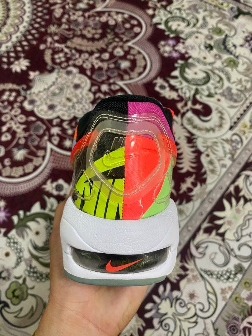 Atmos air max 2 light logos top