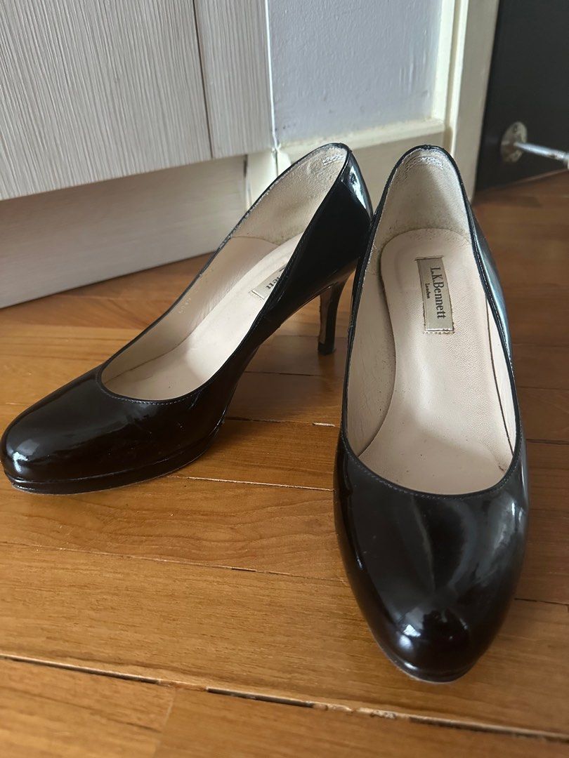Lk bennett 2025 black patent shoes