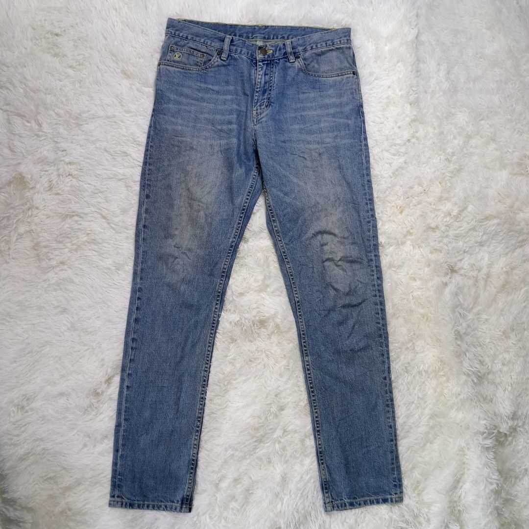 Louis Vuitton malletier a Paris jeans, Men's Fashion, Bottoms, Jeans on  Carousell