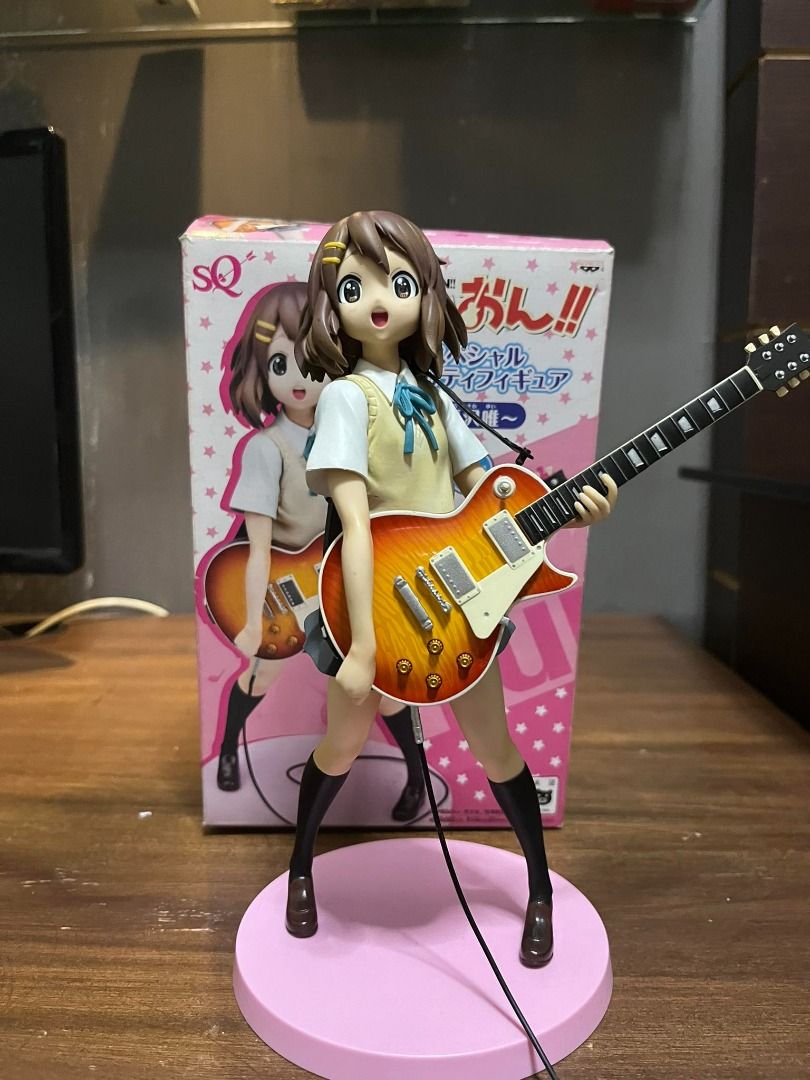 K-ON! Figure - 2011 Hirasawa Yui w/ Guitar - Banpresto SQ 8