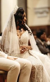 Beautiful Italian Made Pearl Veil! - Dry Cleaned & Worn once