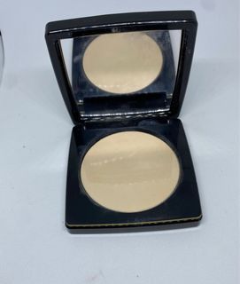 Bobbi Brown Sheer Finish Pressed Powder