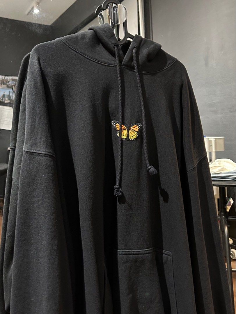 Brandy melville black cheap butterfly hoodie