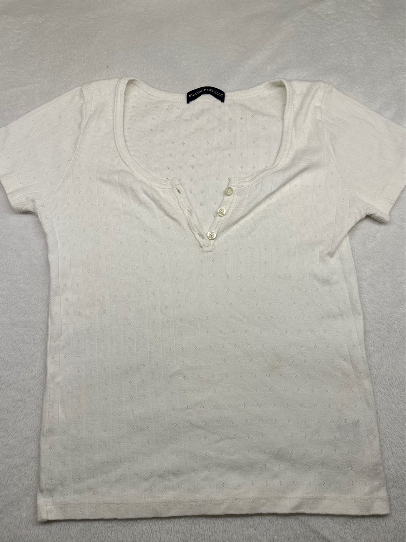 brandy melville white zelly long eyelet top, 女裝, 上衣, Tshirt Carousell