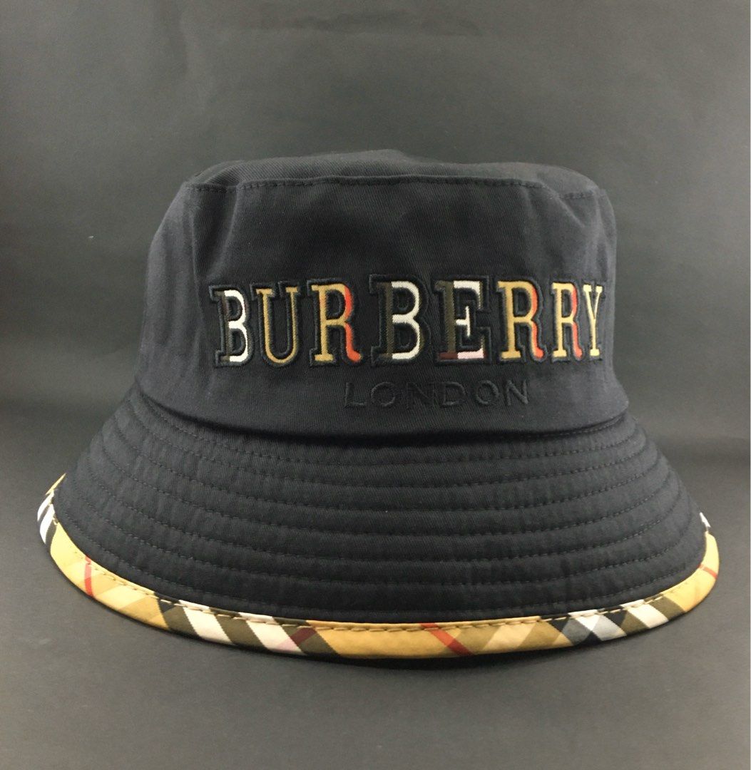 BURBERRY BUCKET HAT on Carousell