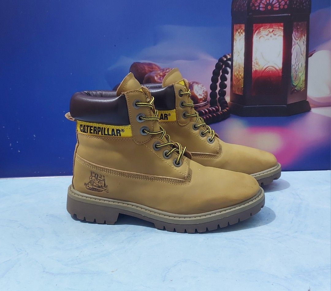 CATERPILLAR High Boots Colardo Honey Nubuck Size 40, Fesyen Pria
