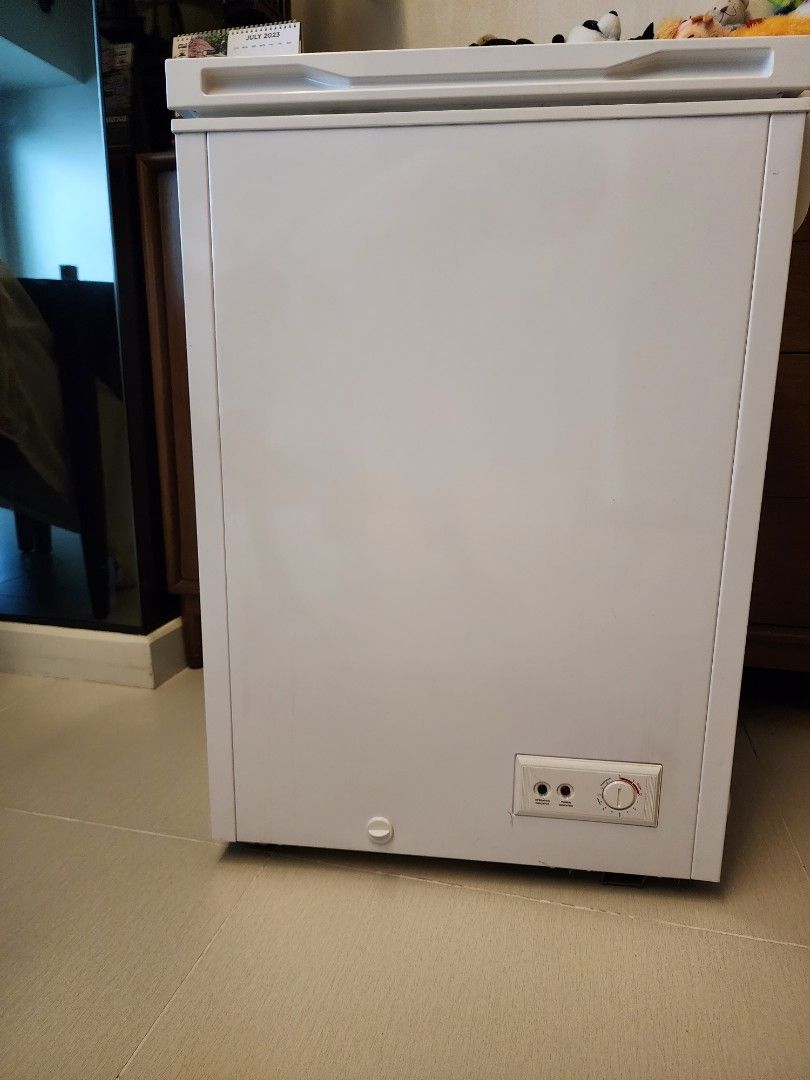 Chest freezer 3 cu ft, TV & Home Appliances, Kitchen Appliances, Refrigerators and Freezers on