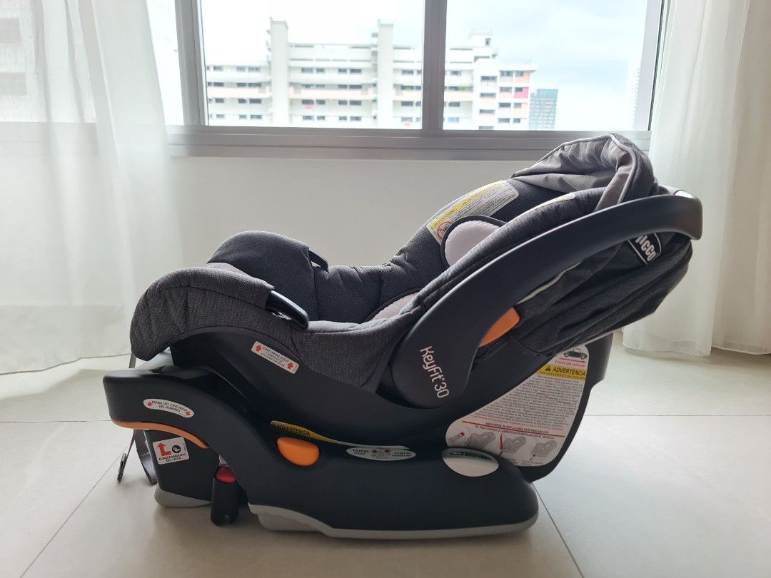 Infant Car Seat Chicco KeyFit 30 And Base Rear-Facing Seat For