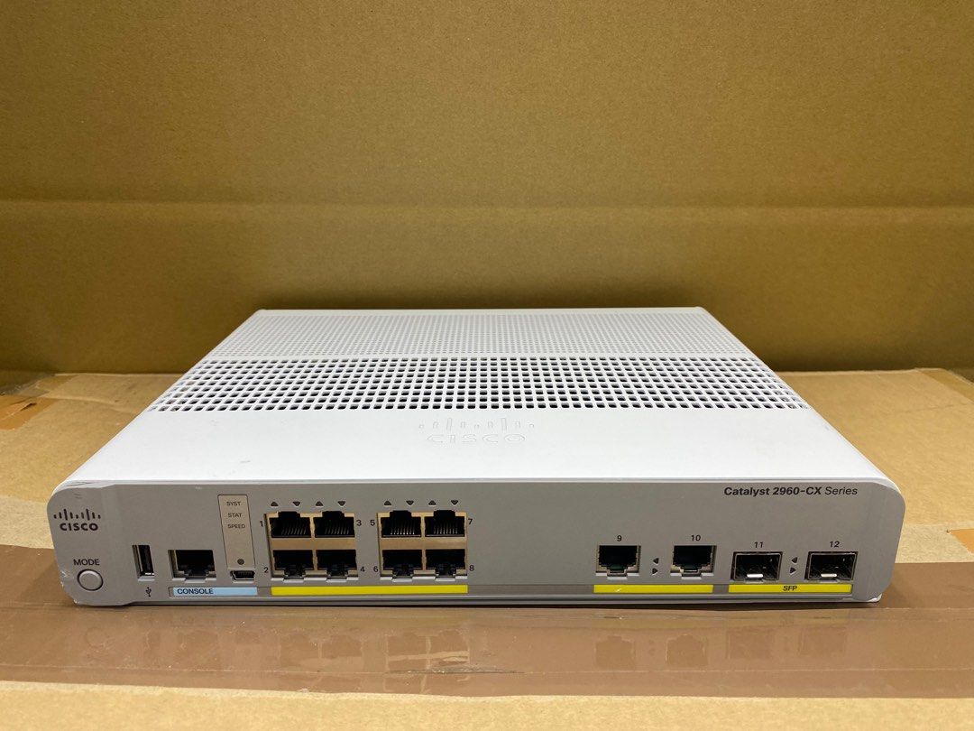 Cisco 2960CX-8TC-L switch, 電腦＆科技, 商務用科技產品- Carousell