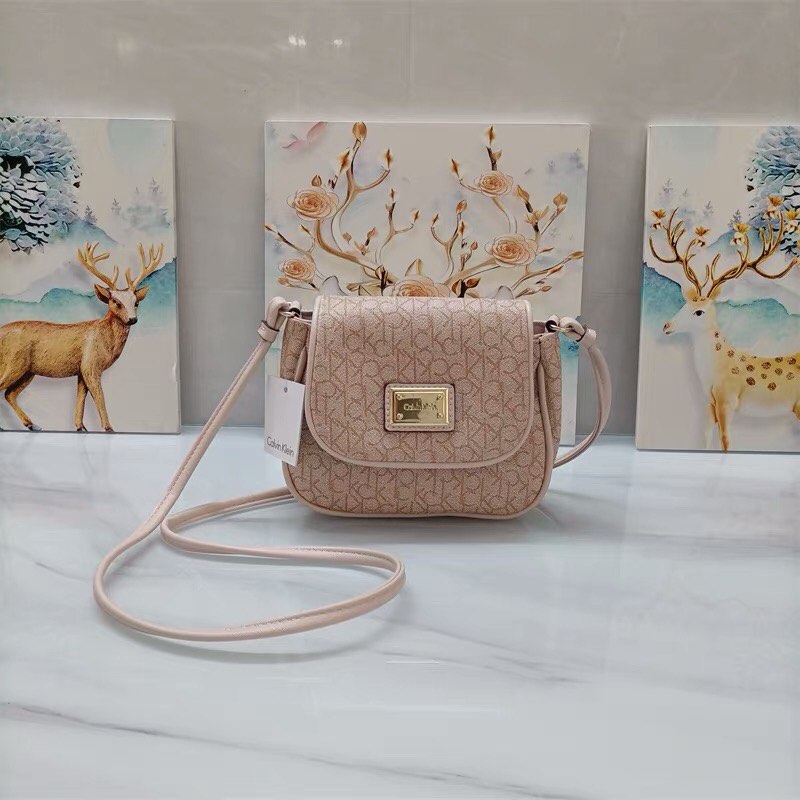 Ck sling bag top