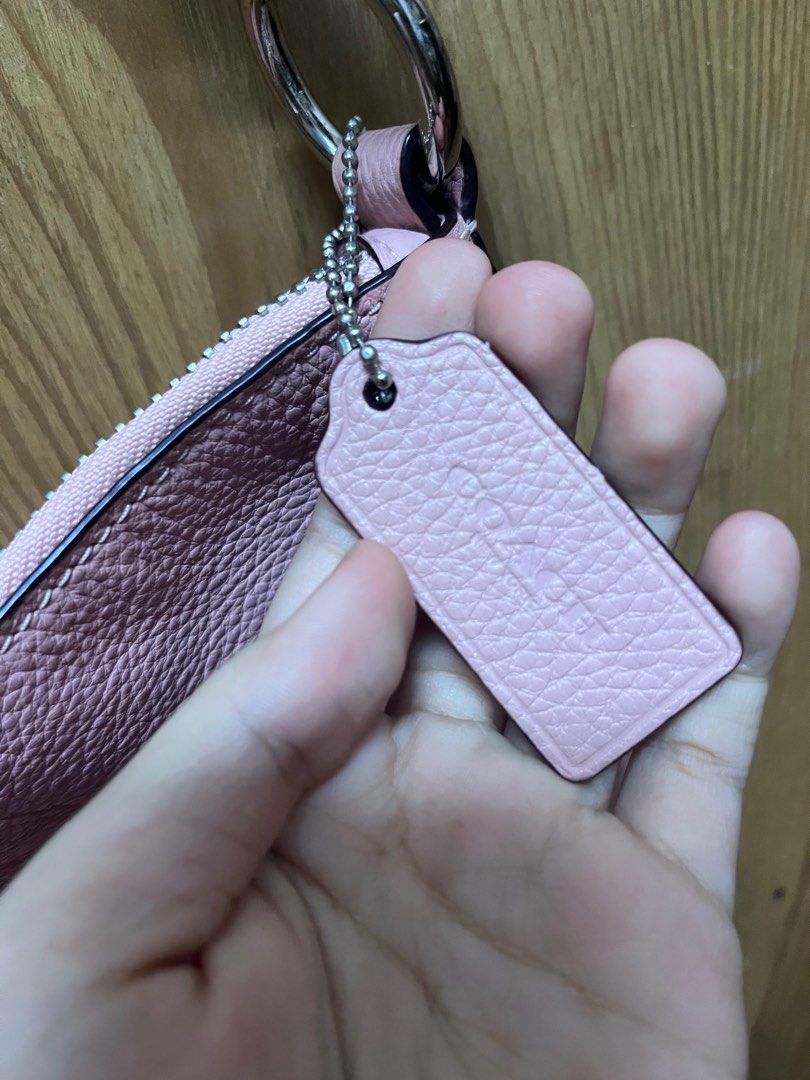 Coach baby pink bag hotsell