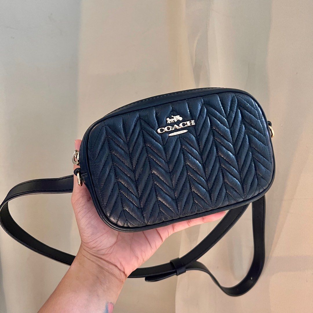 Coach convertible belt bag with outlet quilting
