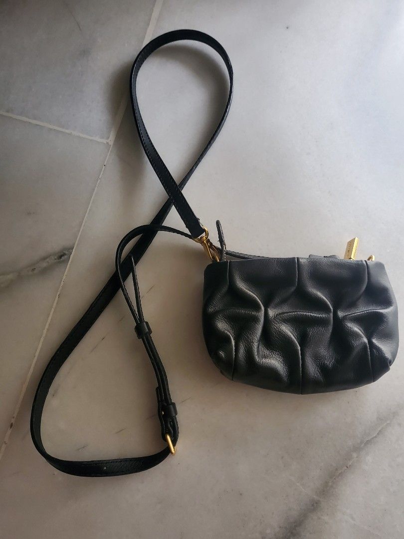 Money sling bag store