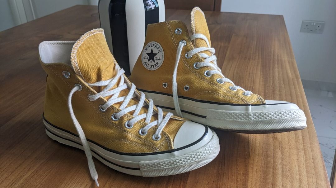Gold converse 2025 mens