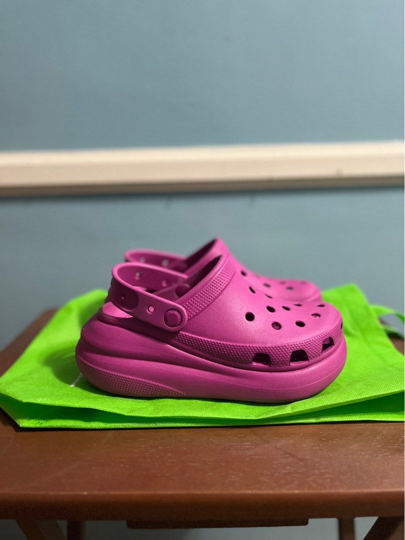 mens platform crocs
