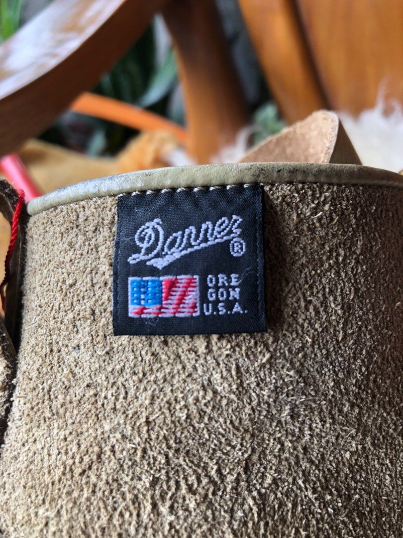 Danner (Category: Boots) located in Senai. Submitted by lyaafaiqah (Listing ID 1248901579, Image 3). Description: ITEM FROM JAPAN 🇯🇵 NO REFUND ❌ FREEGIFT ✅.