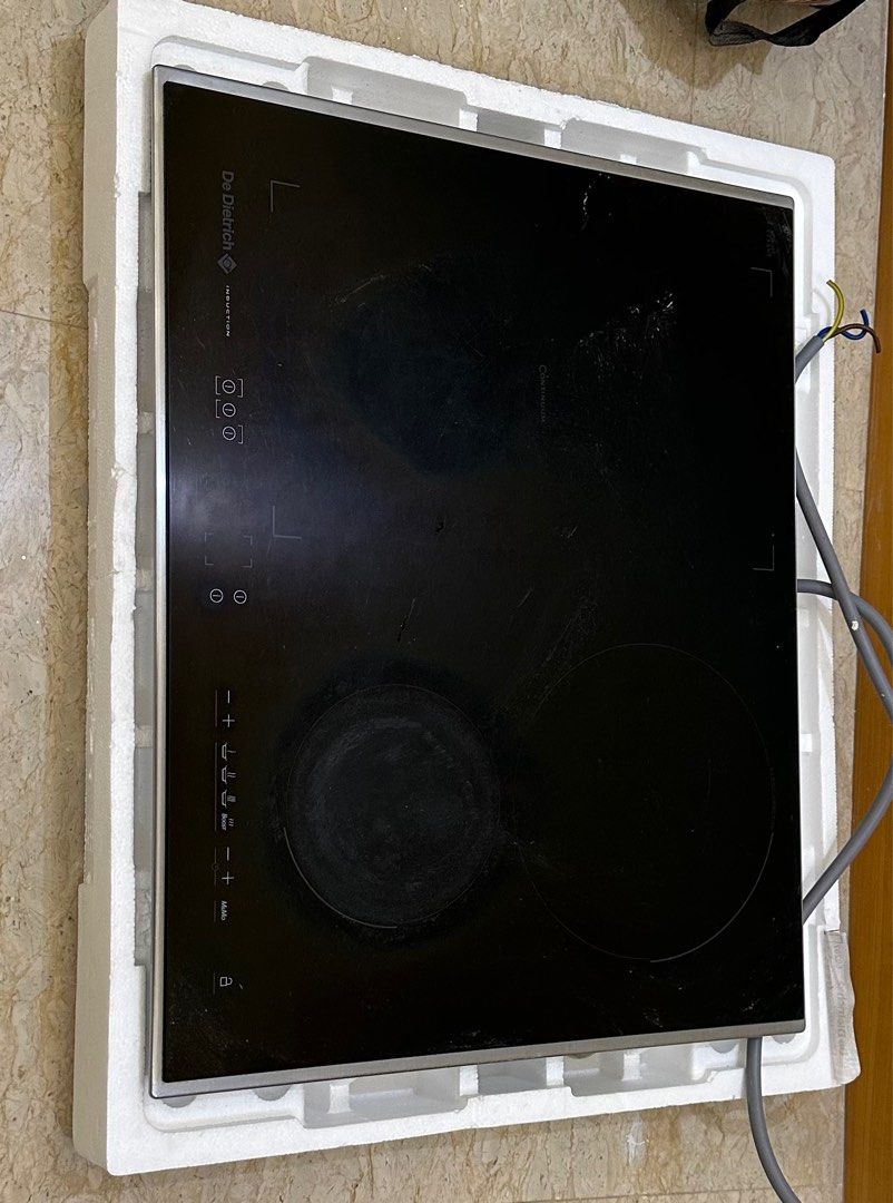 De Dietrich Induction stovetop, Furniture & Home Living, Bathroom