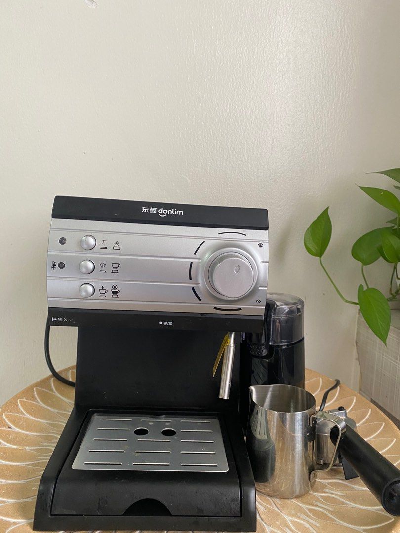 Donlim coffee machine with grinder, TV & Home Appliances, Kitchen
