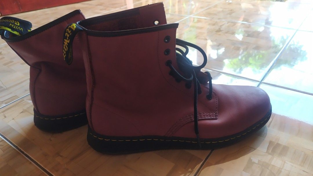 dr martens newton cherry