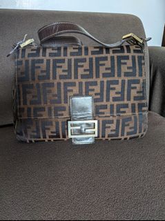 (Category: ) located in . Submitted by zzzzainab (Listing ID 1248898539, Image 1). Description: .