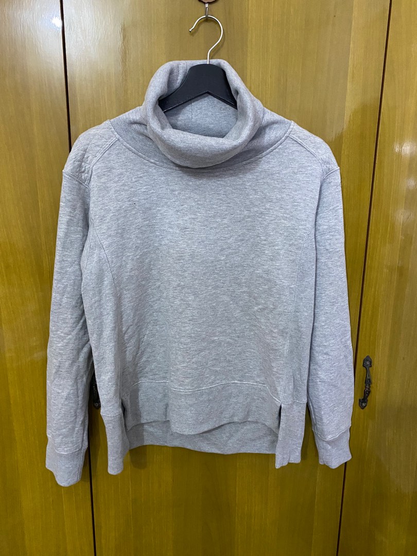 Fila plain turtleneck sweatshirts Women s Fashion Tops
